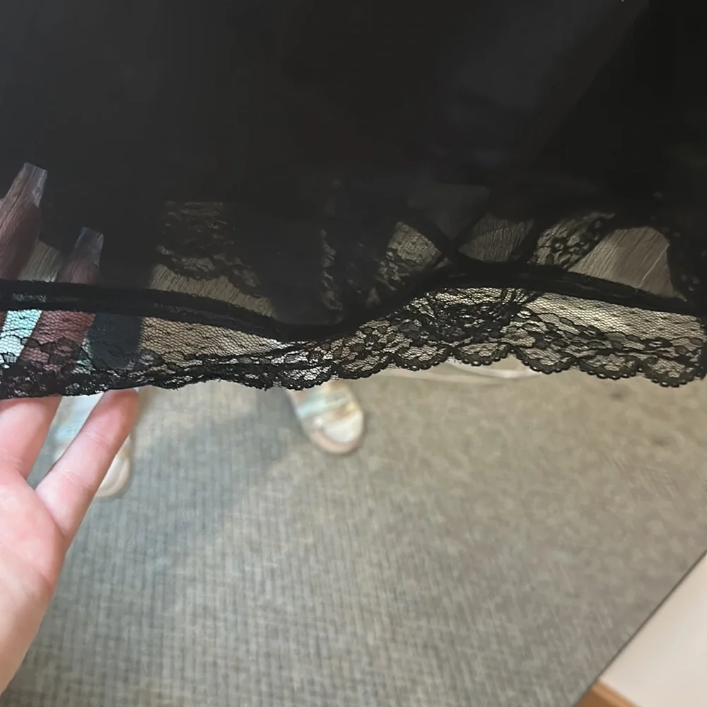 New black dress - Picture 4 of 4